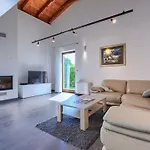 Terra Nera By Interhome Villa *